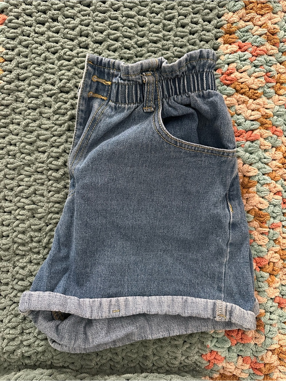 Women’s Elastic-Waist Denim Shorts - Blue